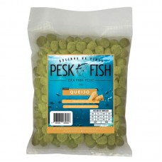 98224 - ISCA PRONTA EM FORMATO DE BOLINHAS, COM TEXTURA MACIA E AROMA MARCANTE E PACOTE DE 120 GRAMAS.